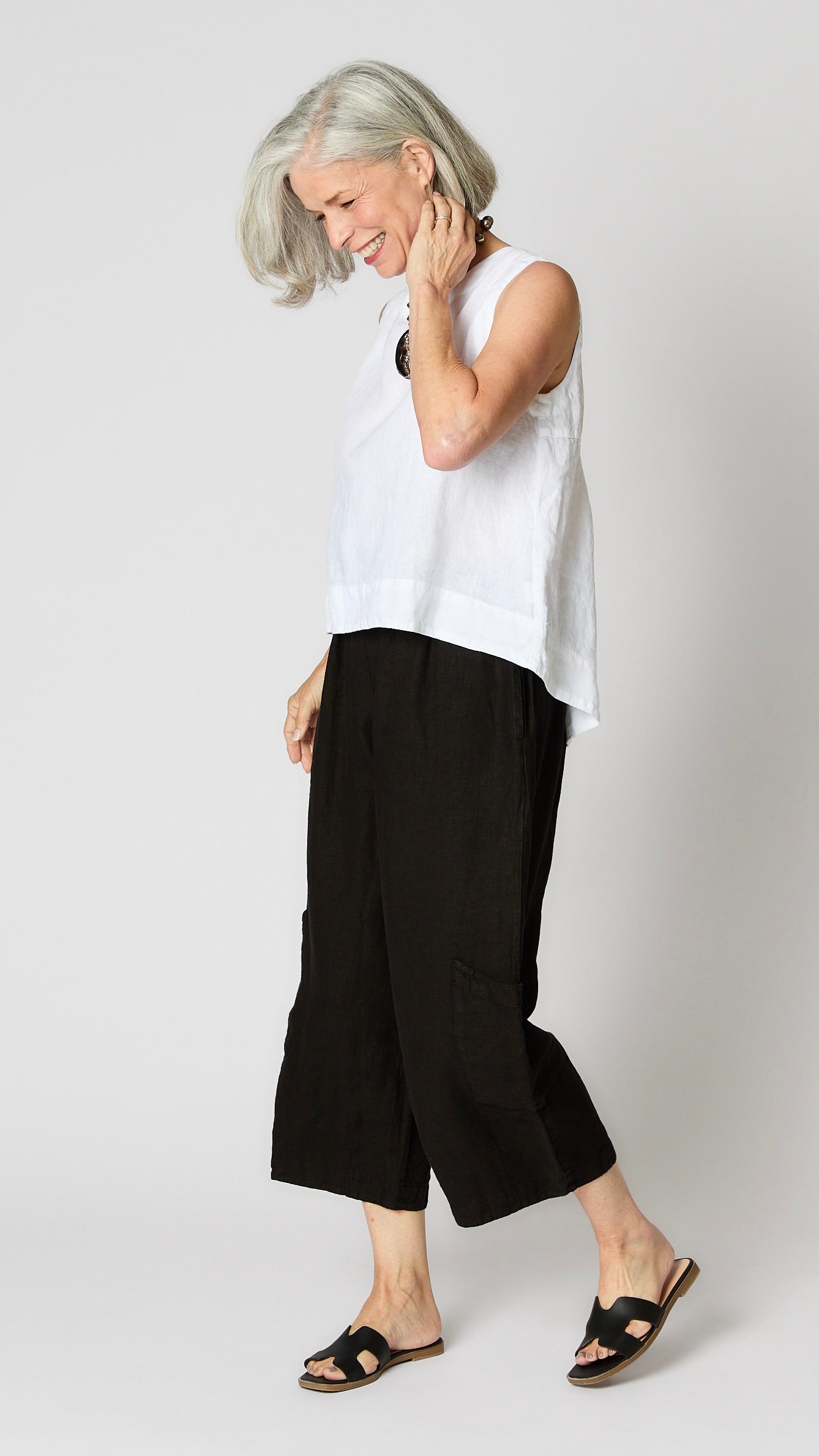 Hanky Linen Hi-Lo Button Back Tank